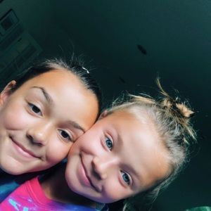 Meet your Posher, Abby